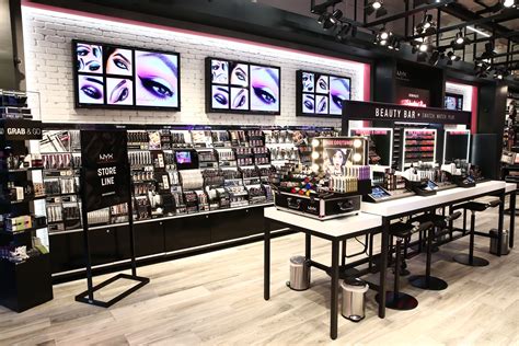 make up store.com.